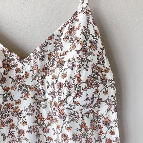 No Boundaries White and Brown Crop Camisole - Picture 8 of 17